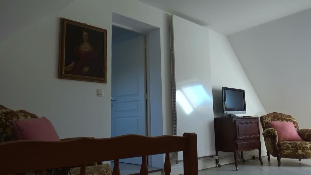 Les Grands Chenes Hotell Remilly-les-Marais Eksteriør bilde